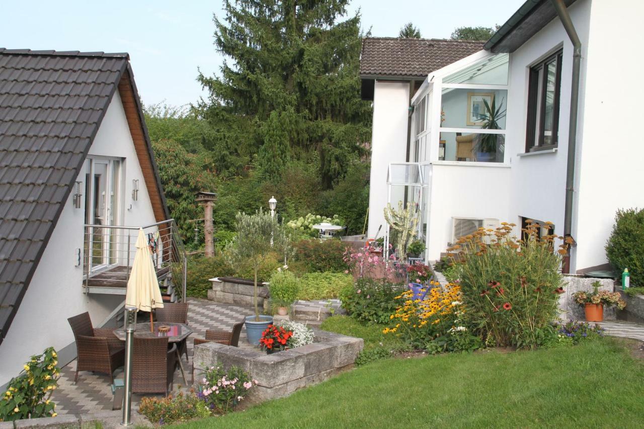 Apartment Mit Burgblick Im Gruenen, Familie Held Burgthann Eksteriør billede